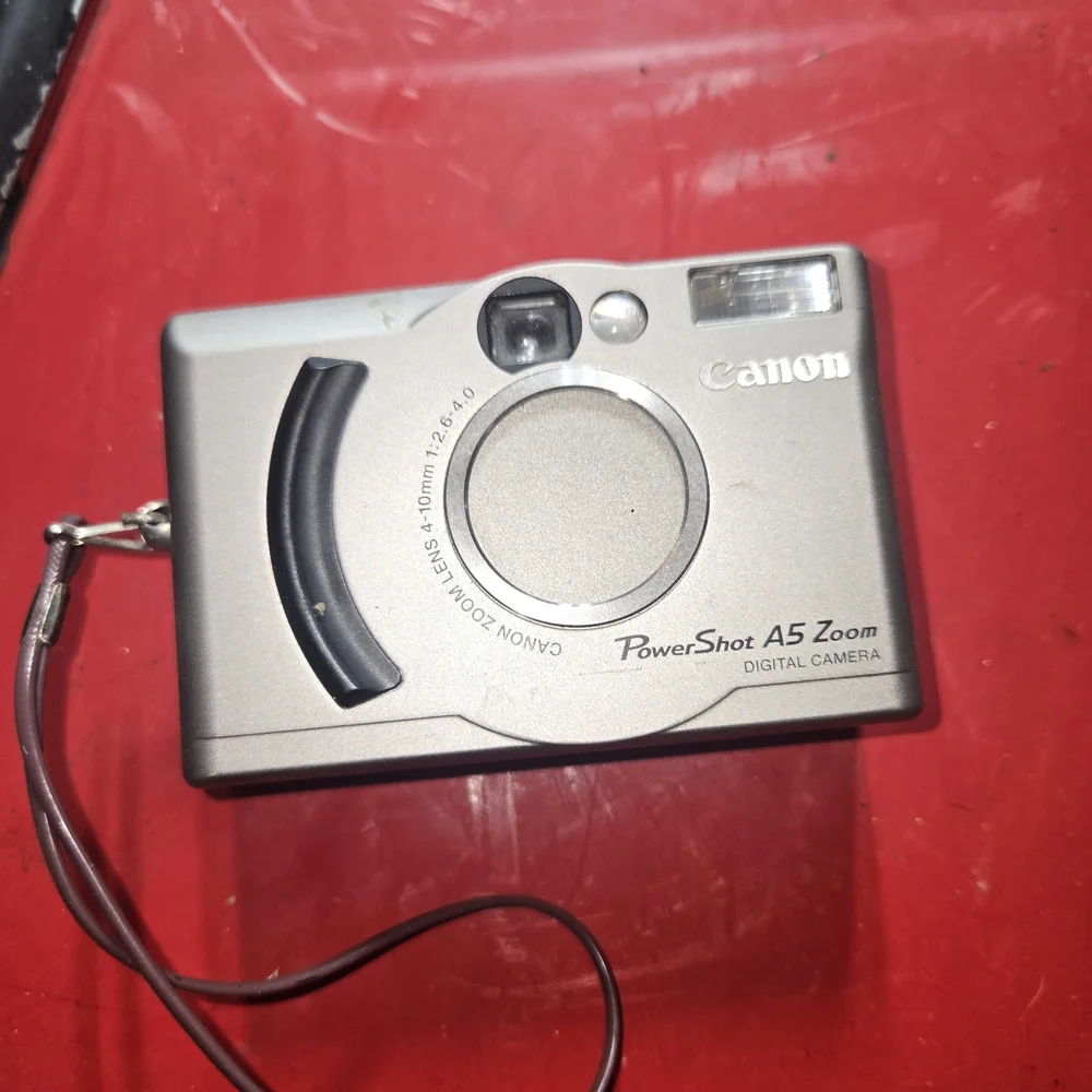 Canon PowerShot A5 Zoom Digital Camera
